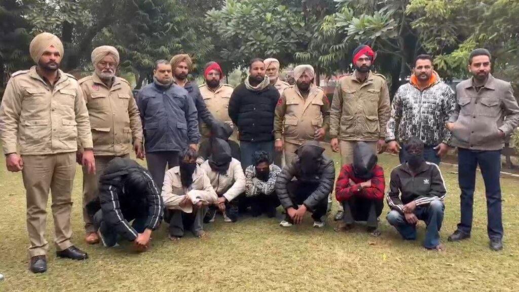 अपराध पर करारा प्रहार: हत्या व वसूली मामलों में शामिल 9 बदमाश गिरफ्तार