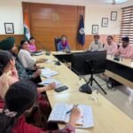 किसान गेहूं की पराली को खेतों में जलाने के बजाय खुद जलाएं: एडिशनल डिप्टी कमिश्नर