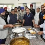 चंडीगढ़ में प्रशासक का GMCH दौरा, लंगर सेवा का लिया जायजा; ट्रांसपोर्ट नगर में सुरक्षा बढ़ाने के निर्देश
